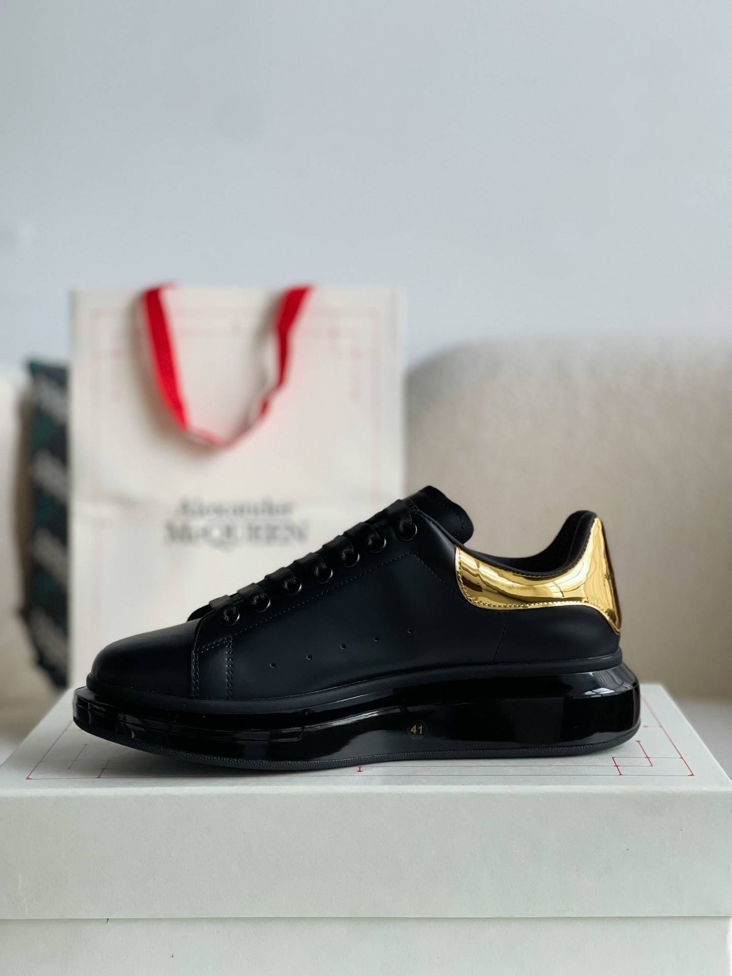 Alexander McQueen MQ golden cowhide tail Air cushion bottom Sneakers