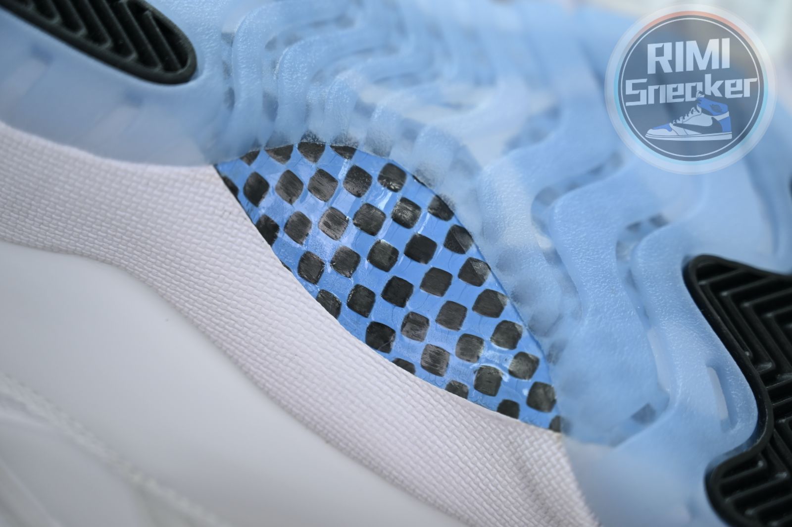 Jordan Air Jordan 11“Legend Blue”  2024  CT8012-104