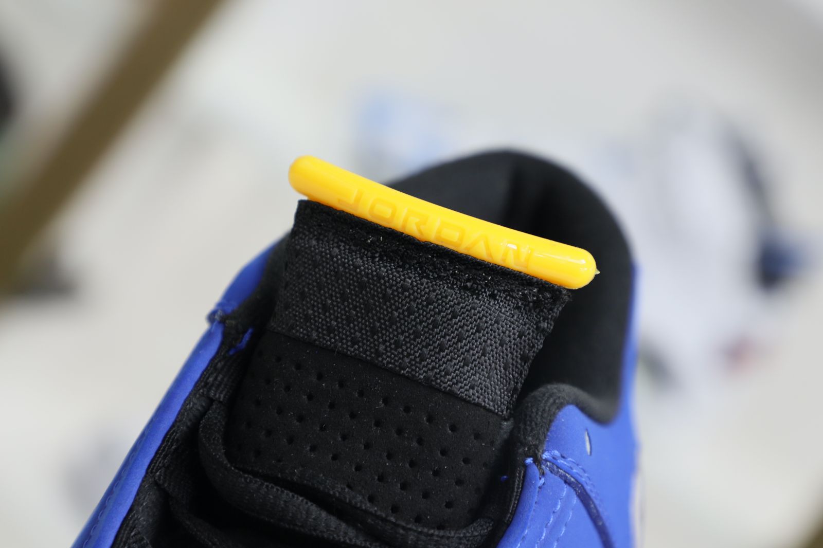 Jordan 14 Retro Laney (2023) 487471-407