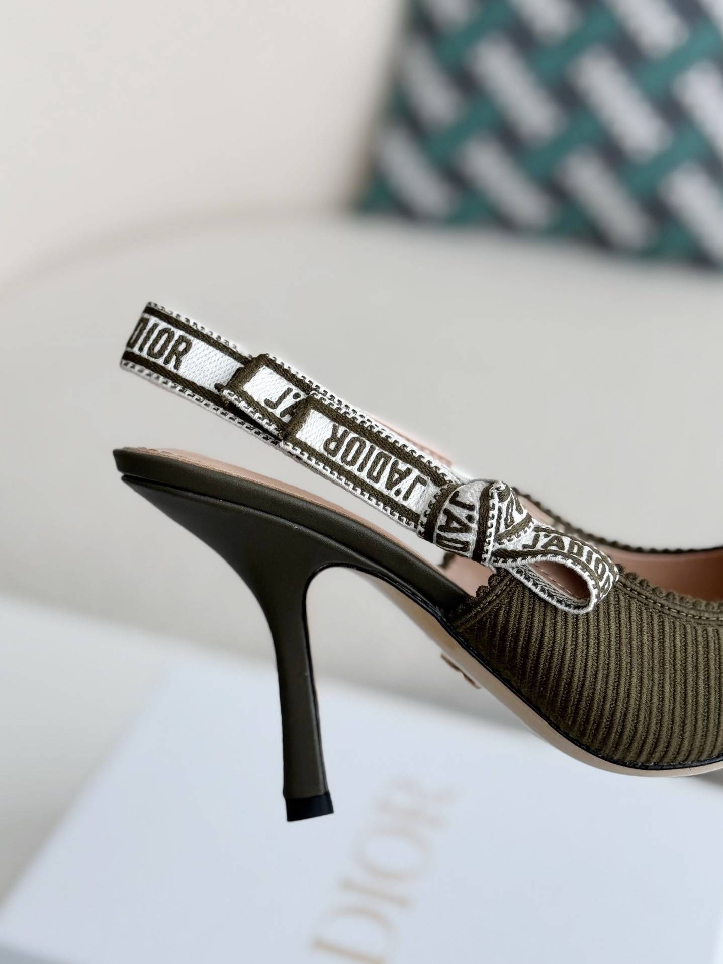 D*OR Pointed toe slingback high heels 6.5cm