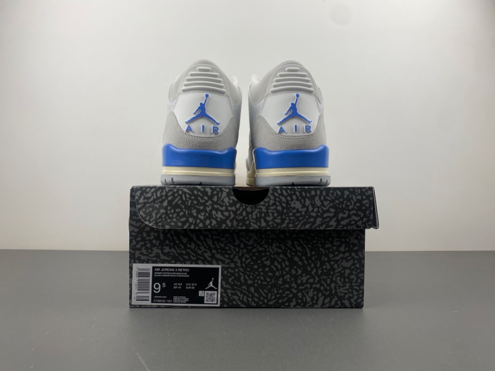 Air Jordan 3 “Lucky Shorts” UNC  CT8532-101