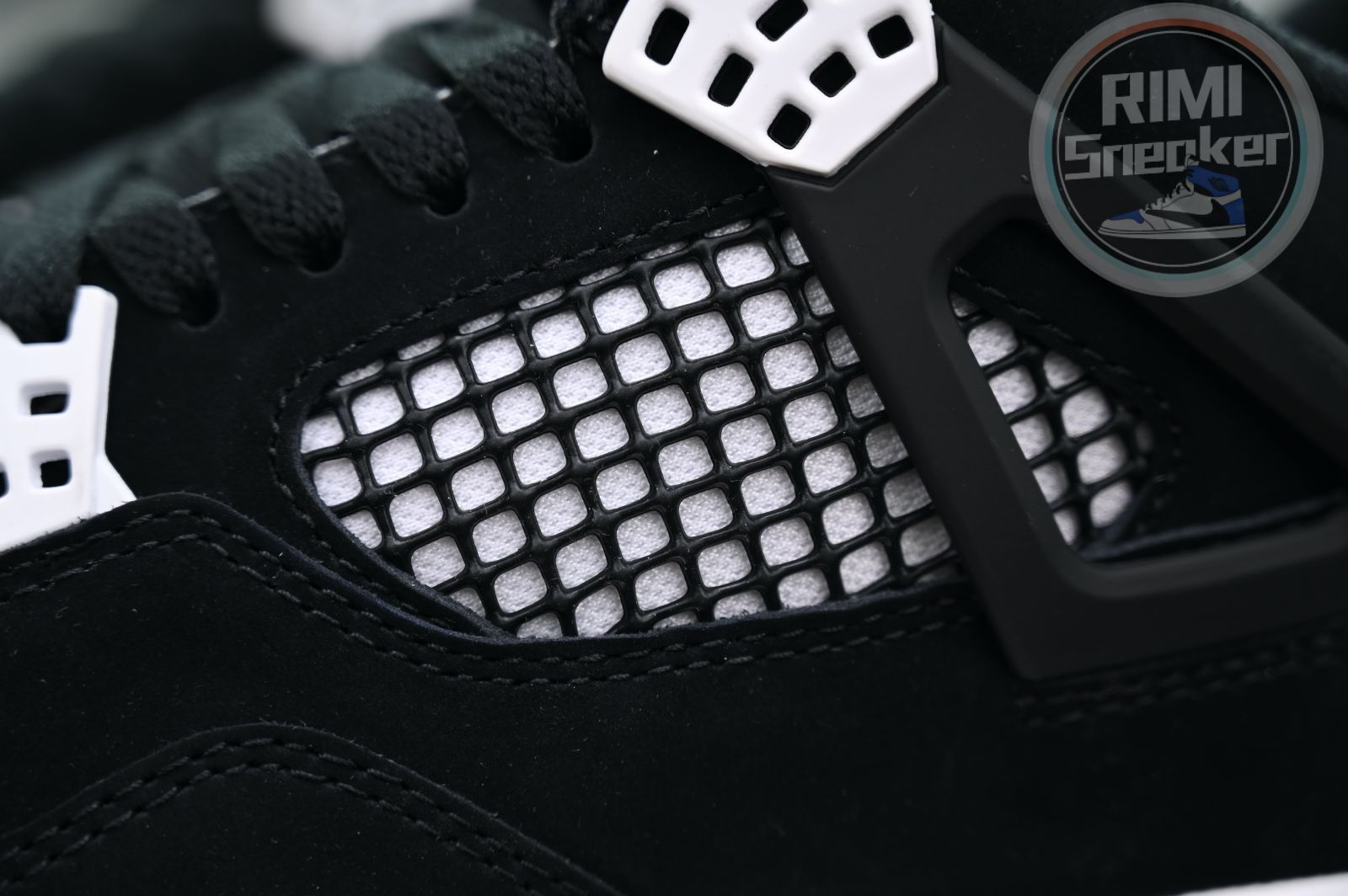 Jordan Air Jordan 4 Retro "White Thunder"