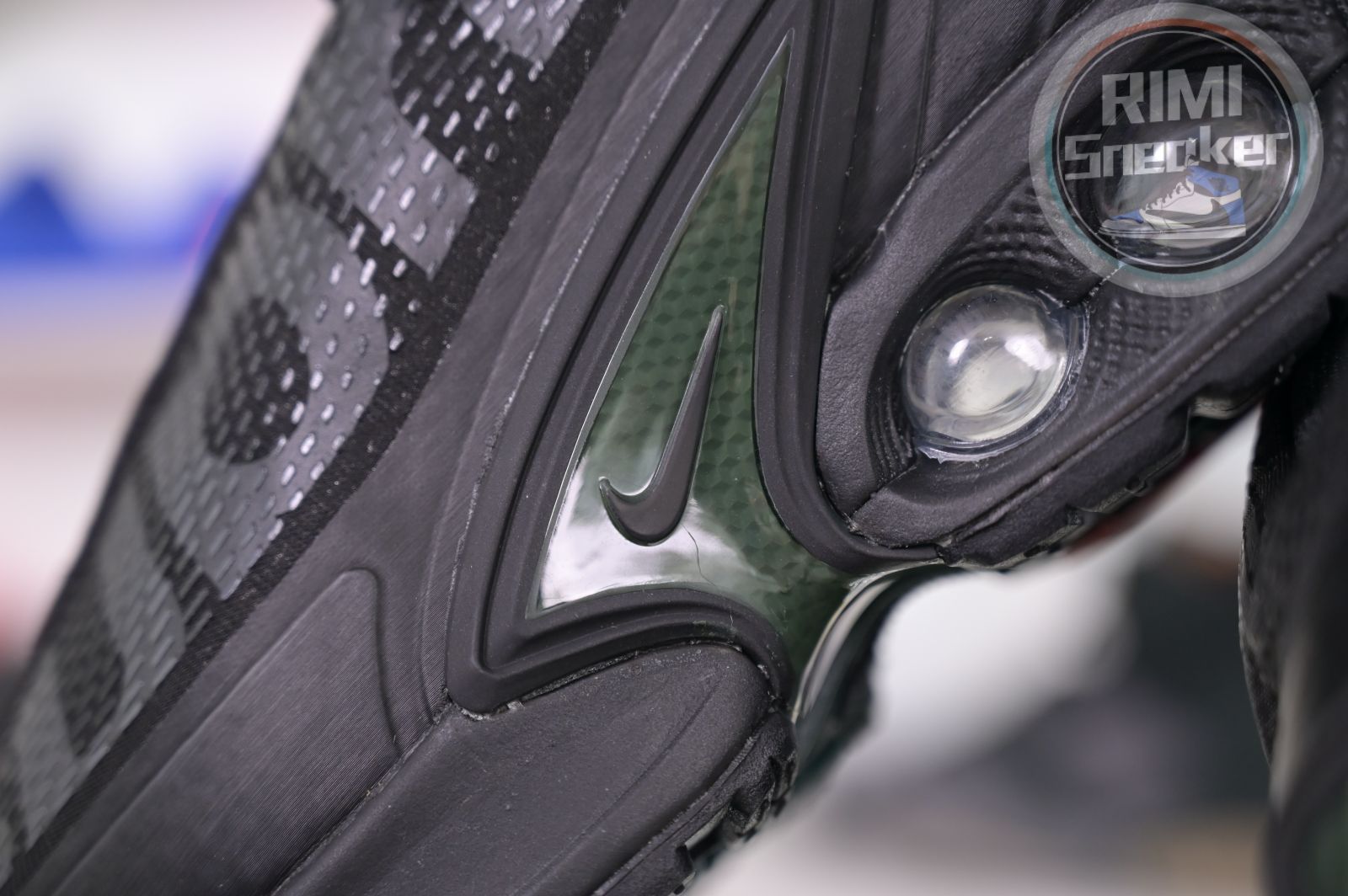 Supreme x Nike Air Max Dn