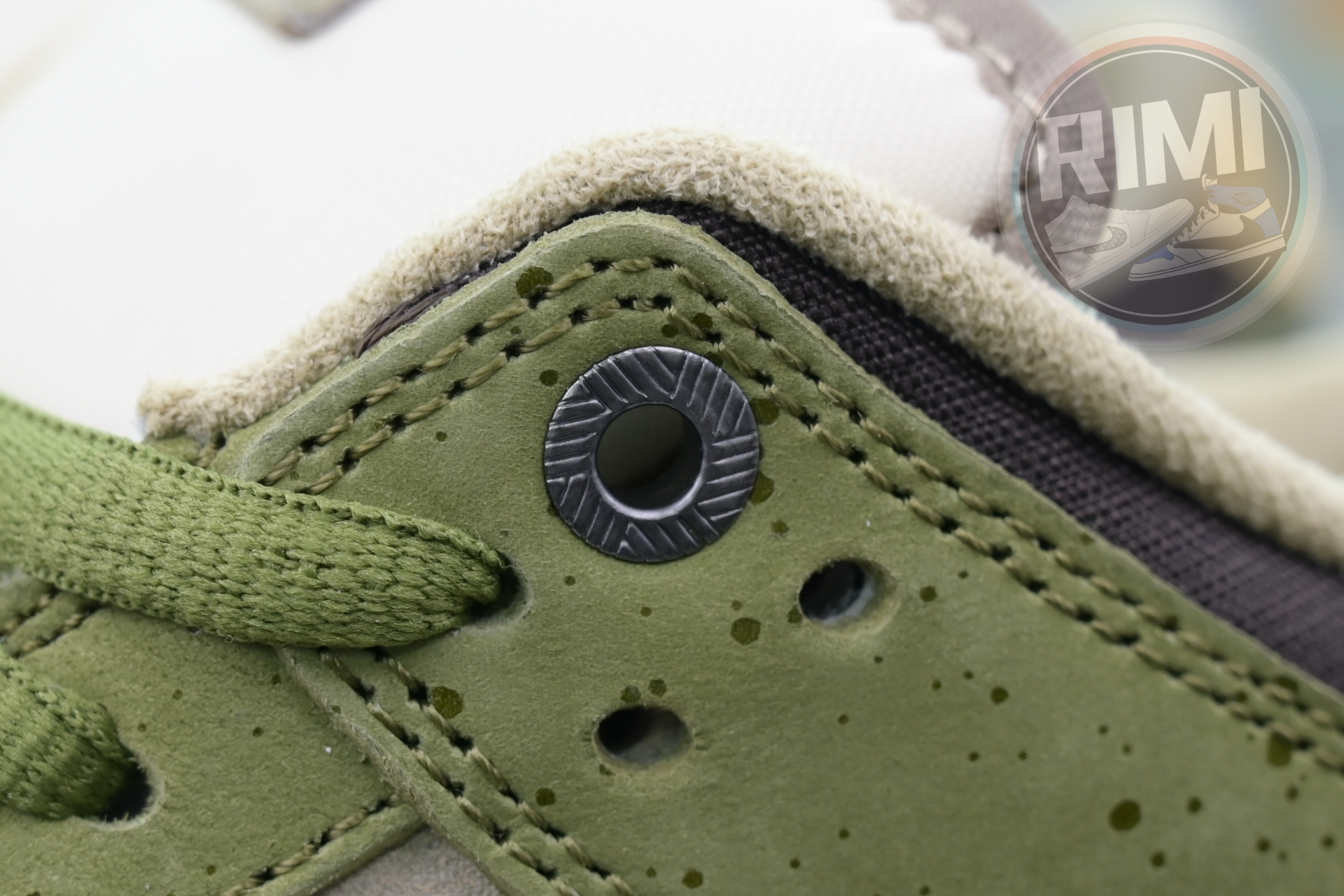 Yuto Horigome x Nike Dunk SB Asparagus