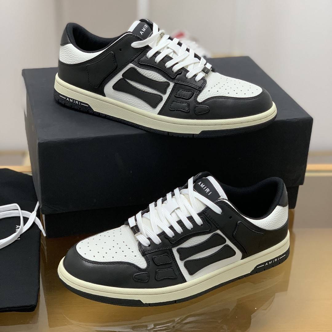 A*RI Bone Sneakers