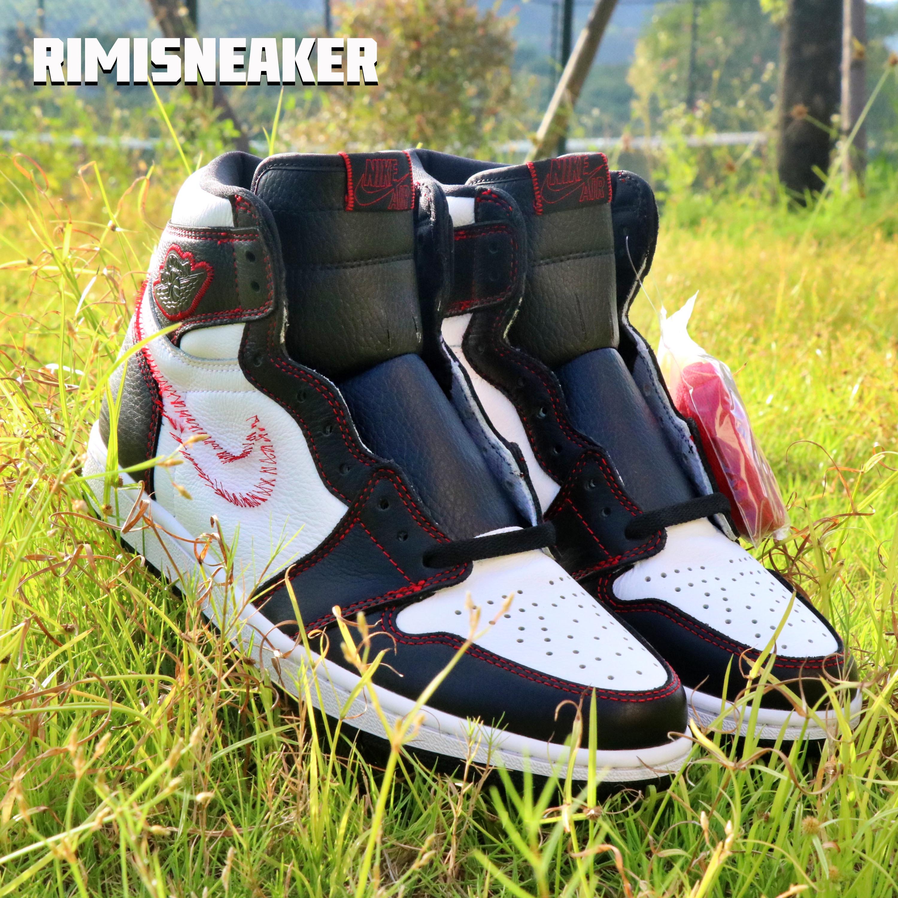 AIR JORDAN 1 RETRO HIGH OG 'DEFIANT'