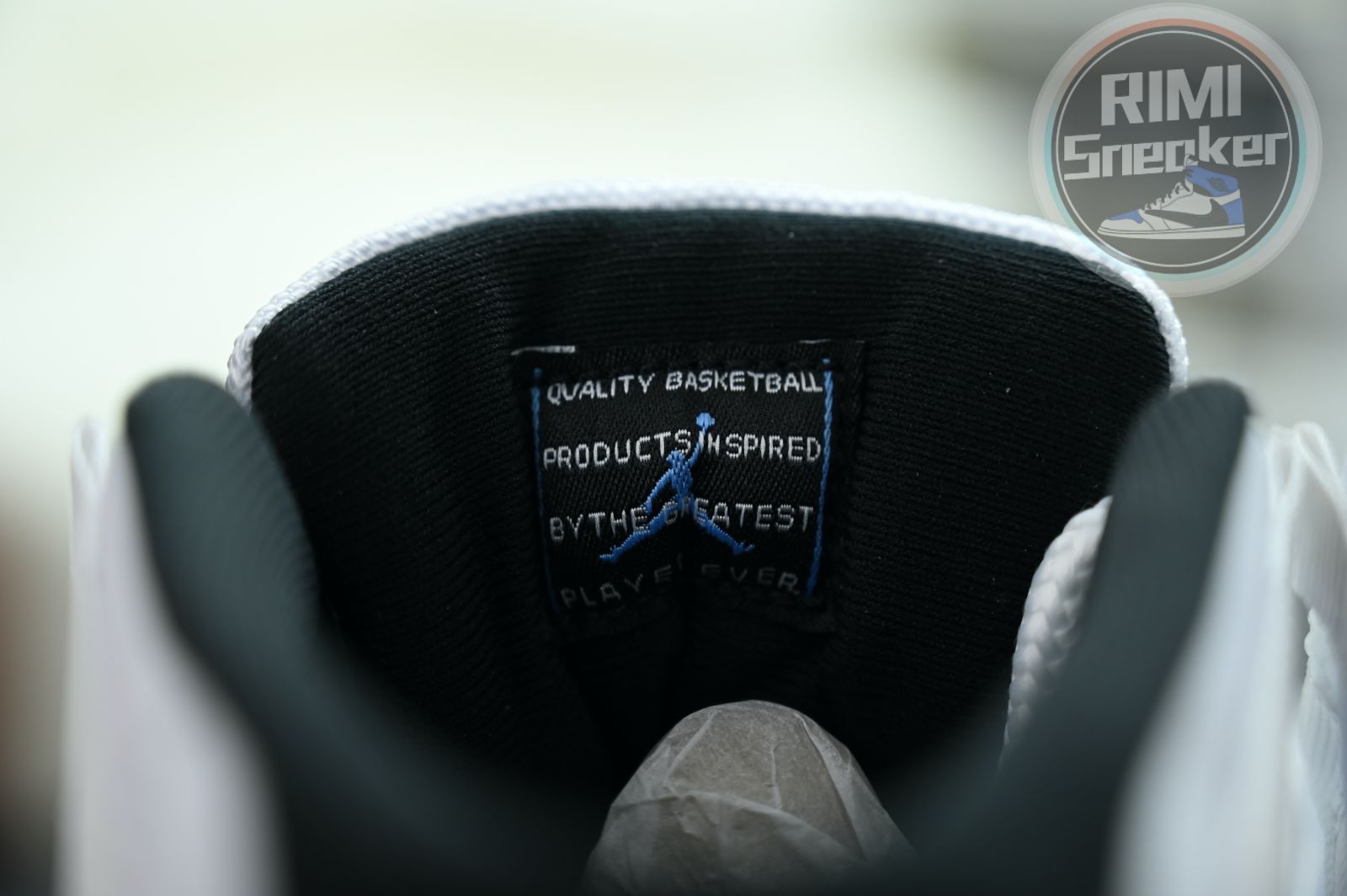 Jordan Air Jordan 11“Legend Blue”  2024  CT8012-104