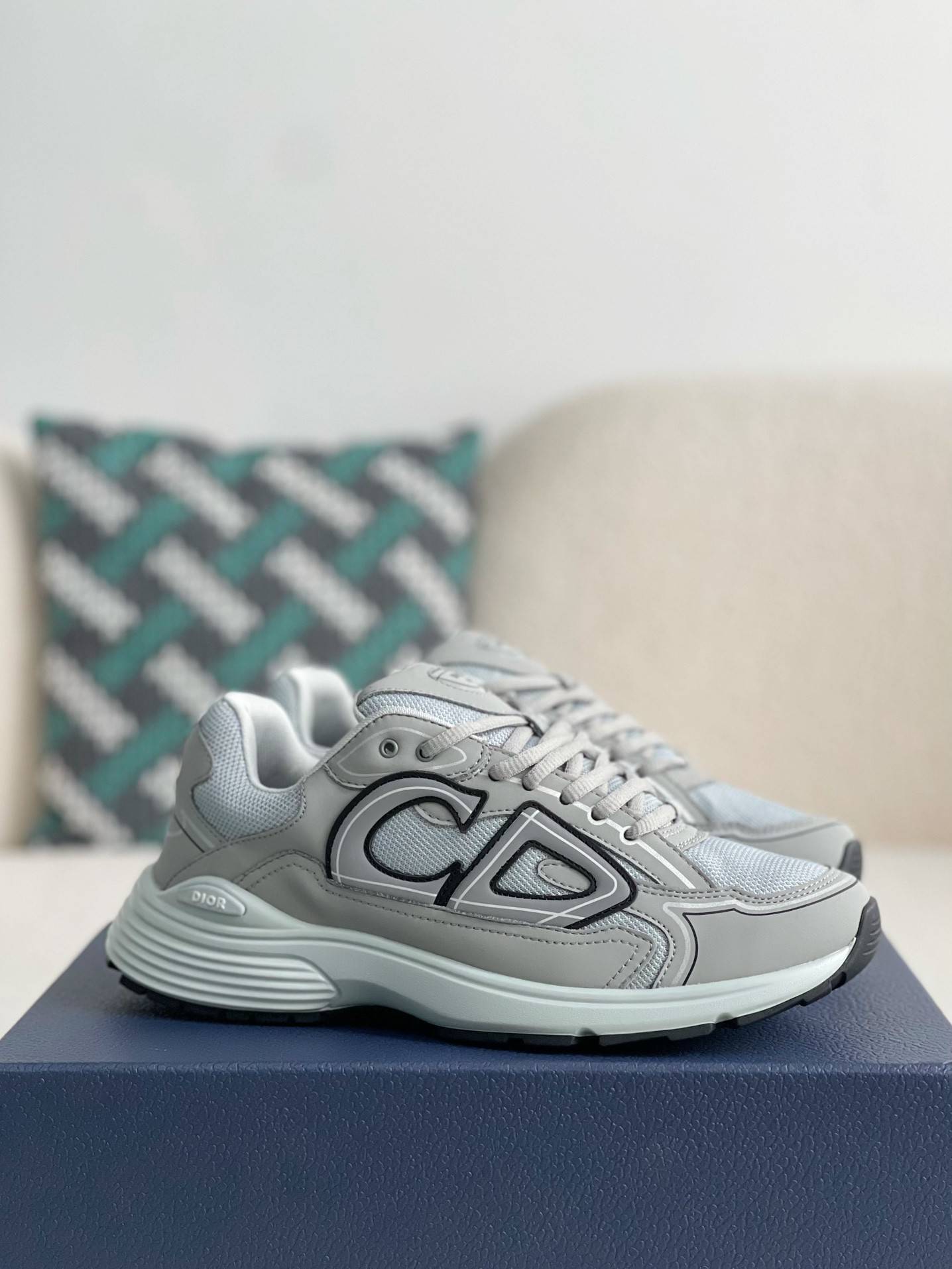 D*OR B30 New Sneaker