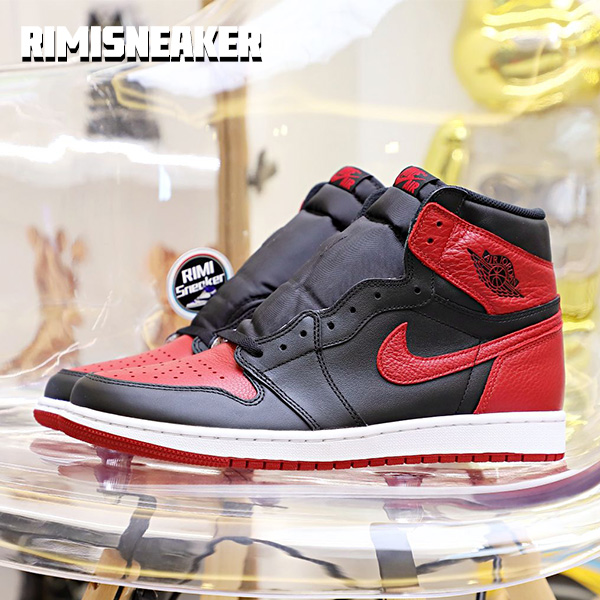 AIR JORDAN 1 RETRO HIGH OG 'BRED'