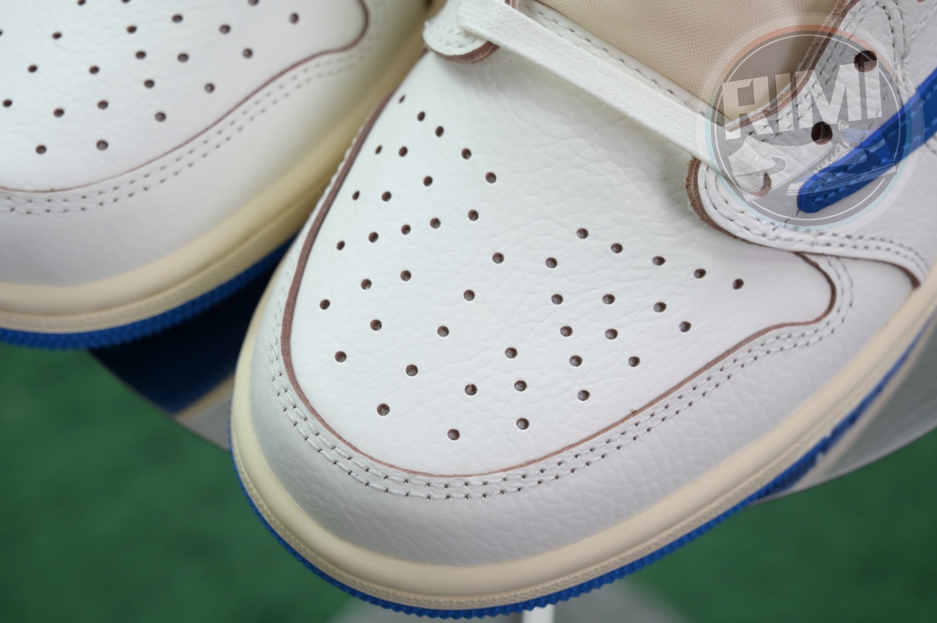 Travis Scott x Jordan Air Jordan 1 Low OG