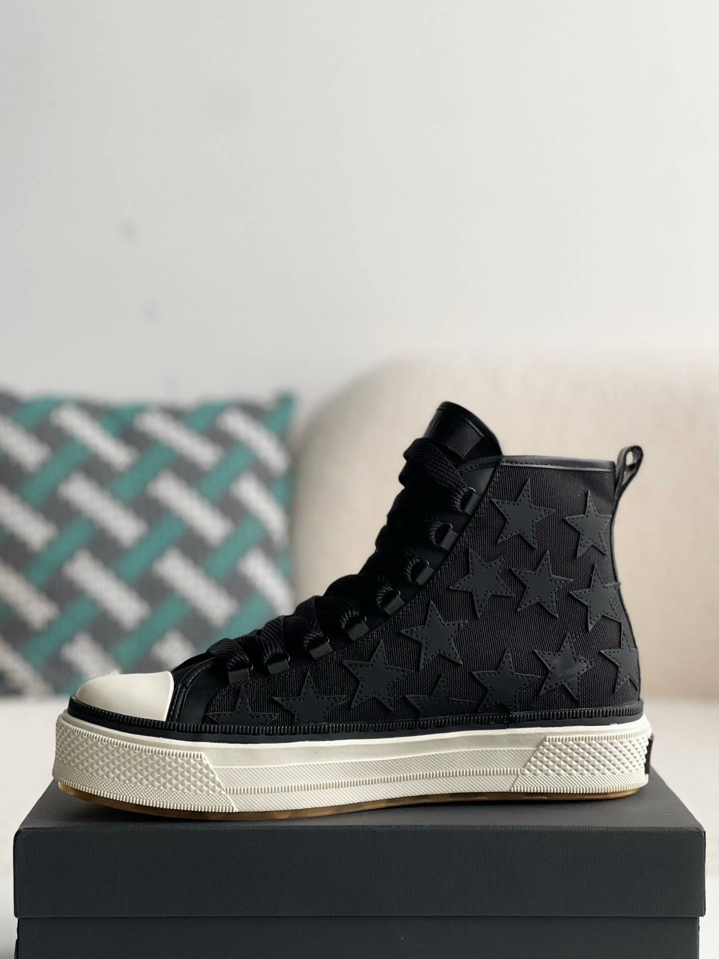 A*RI Sneakers High