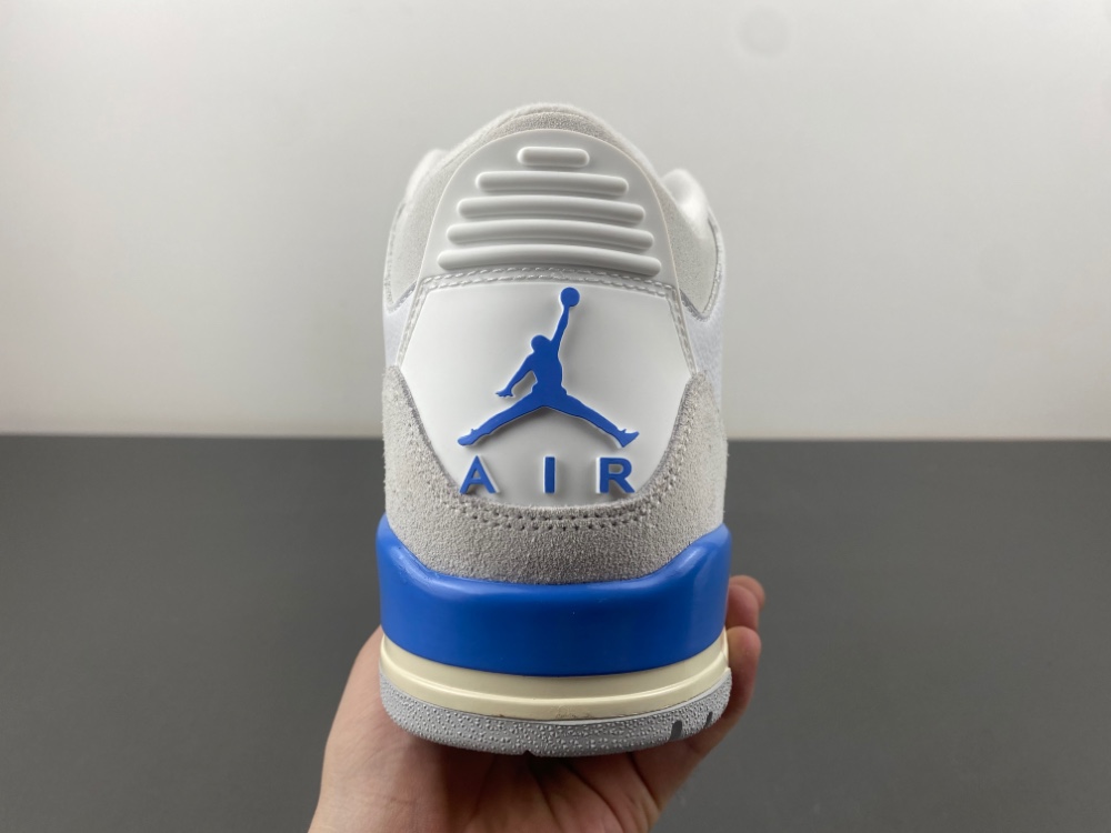 Air Jordan 3 “Lucky Shorts” UNC  CT8532-101