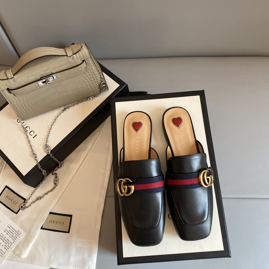 Gucci Leather Slippers