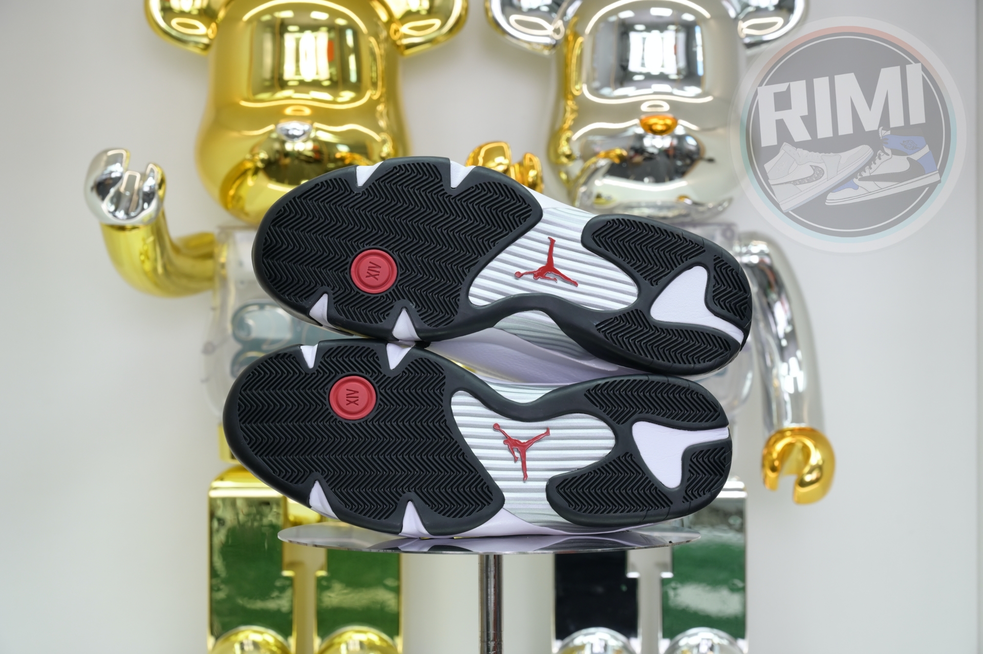 Jordan 14 Retro Black Toe (2024) 487471-160
