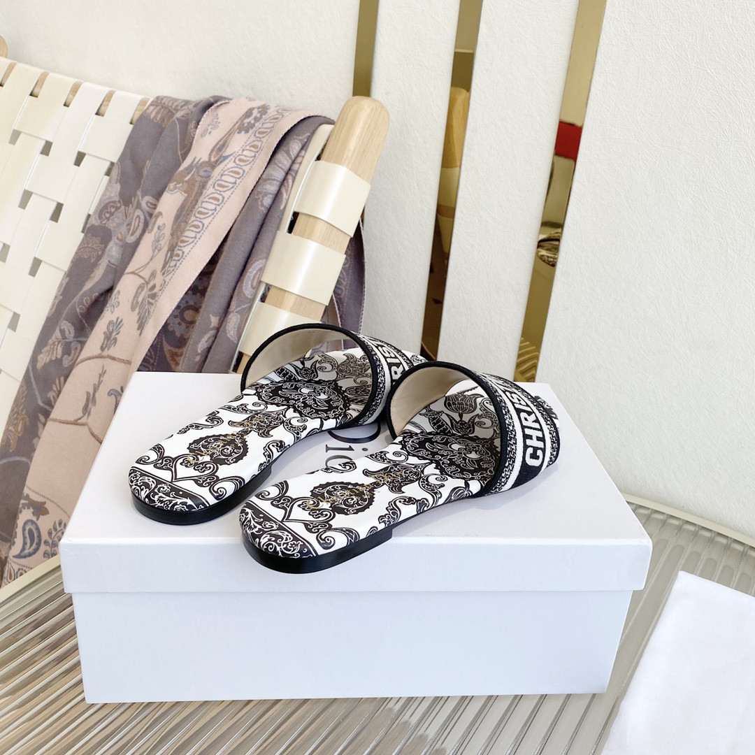 Dior Slippers