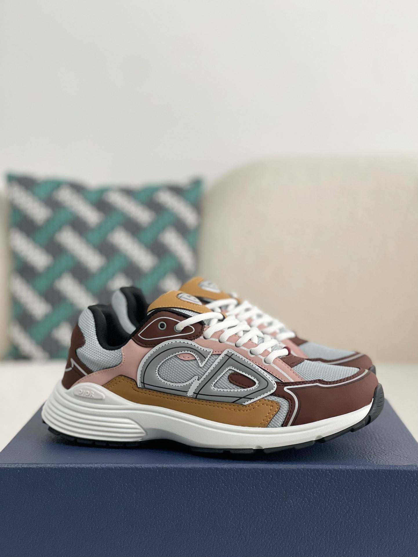 D*OR B30 New Sneaker