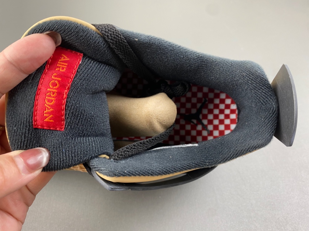 Jordan 4 Retro Pizza IH2094-200