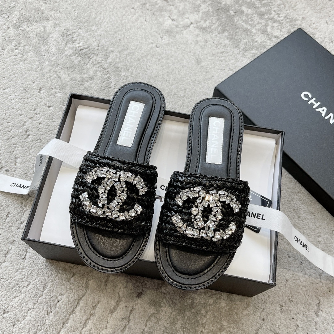 CHANEL BING BING 23P Slippers