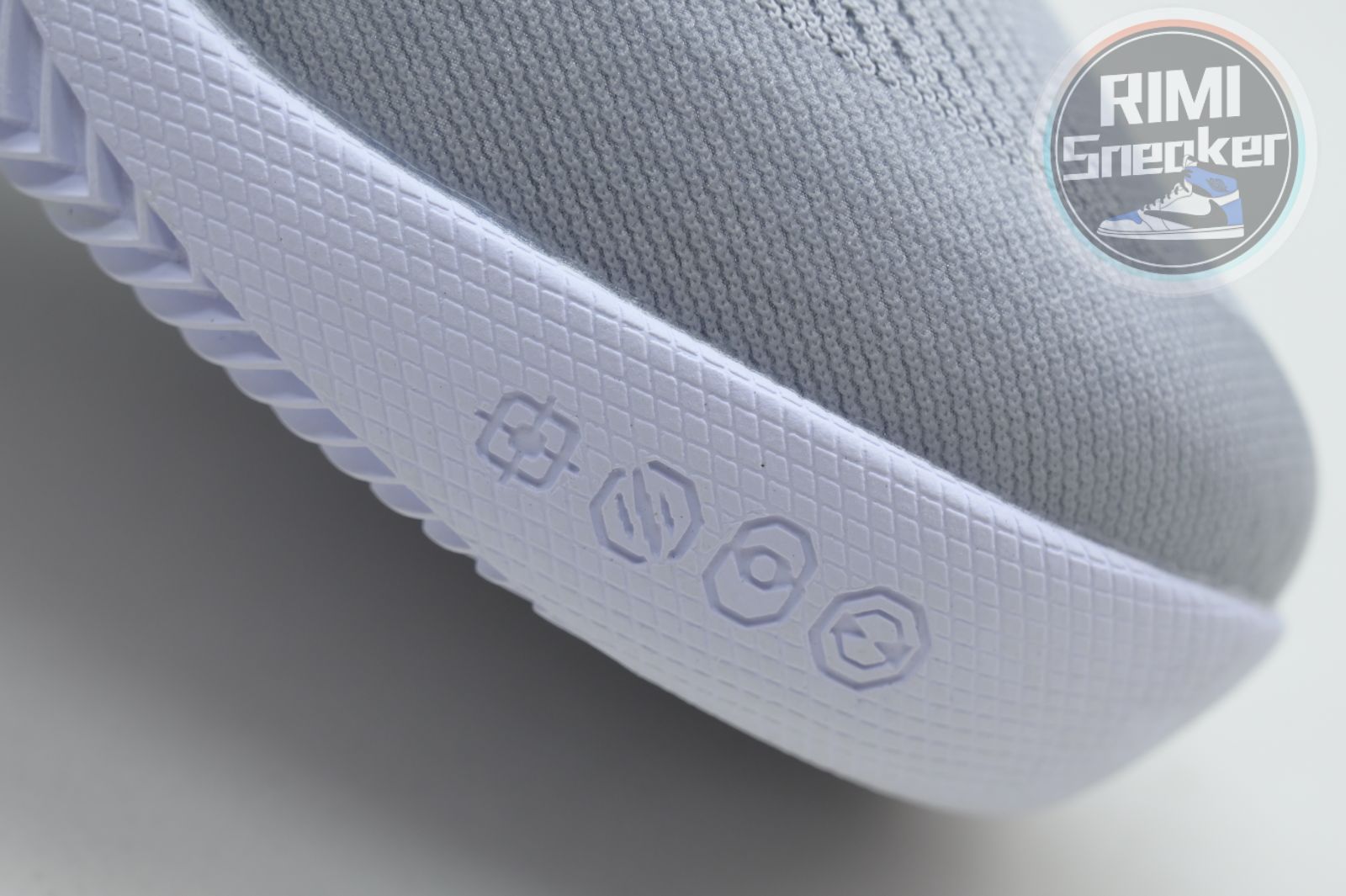 Nike Kobe 8 Protro "Wolf Grey"