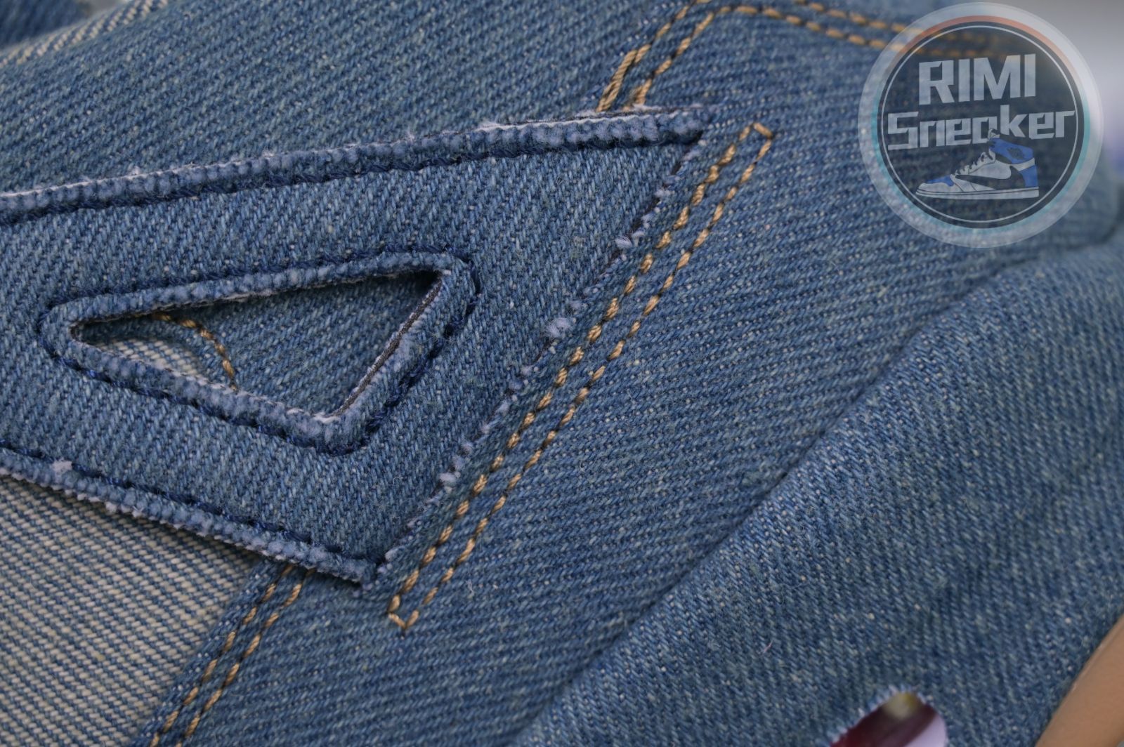 Jordan Air Jordan 4 retro L*v*s denim