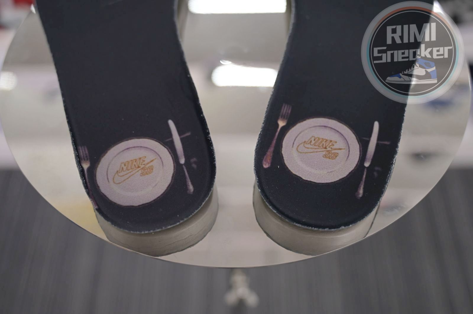 Nike Dunk SB Low"Dinner Plate"