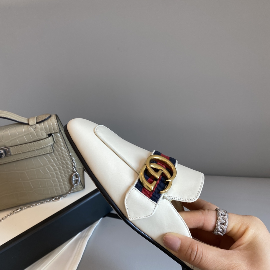 Gucci Leather Slippers