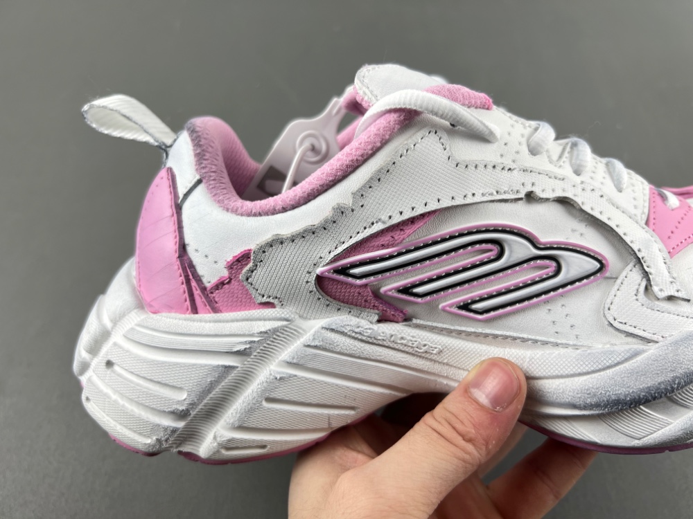 Balenciaga Runner Sneaker 825418 WDWTS 5191