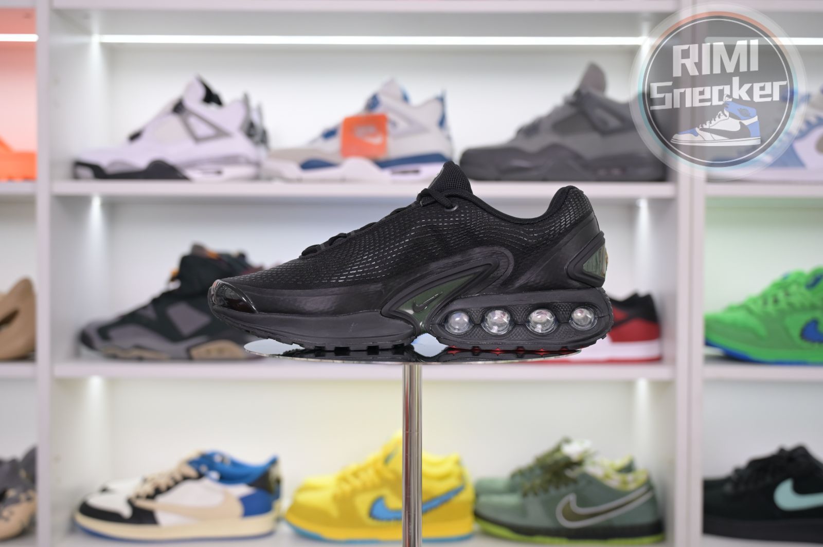 Supreme x Nike Air Max Dn