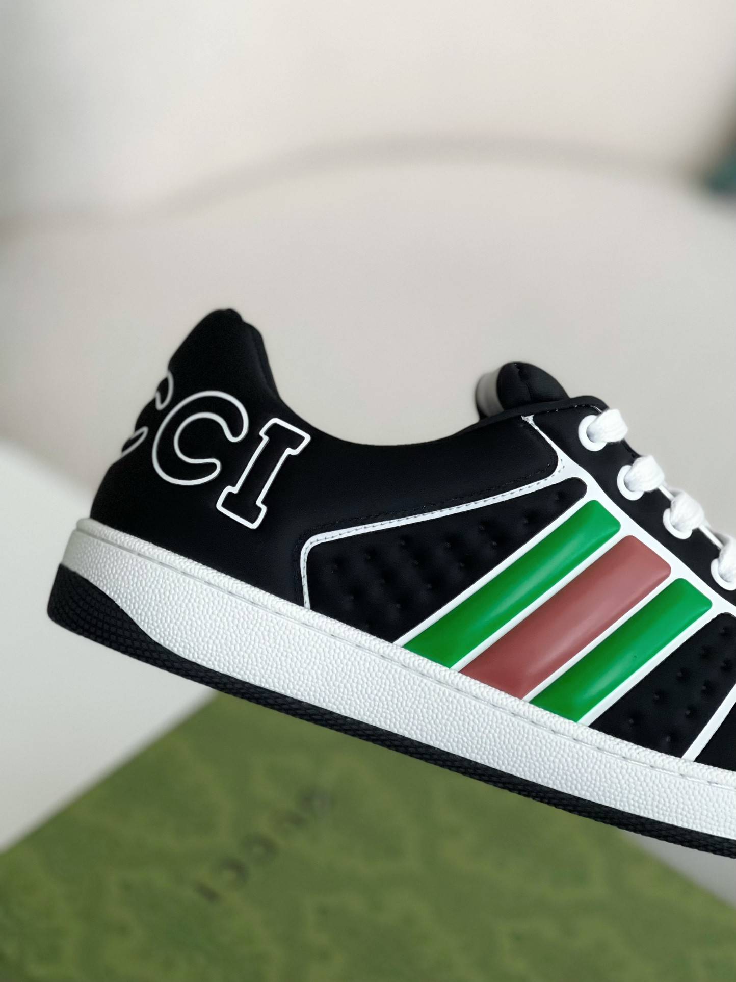 GU*Icasual sneakers