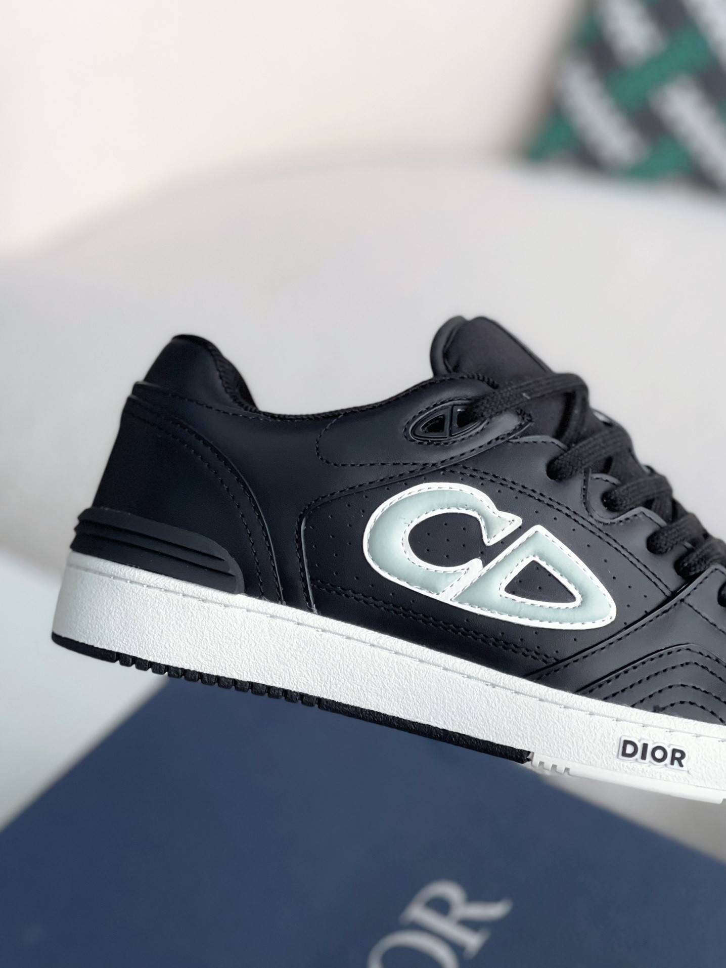 D*OR B57 Sneakers