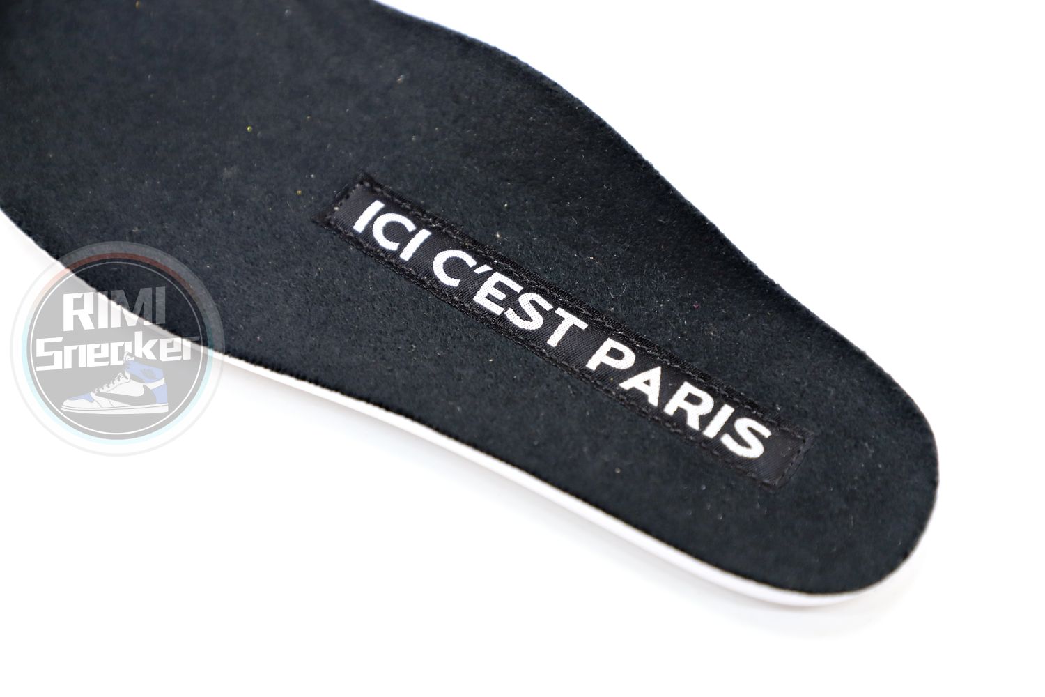 AIR JORDAN PARIS SAINT-GERMAIN X AIR JORDAN 4 RETRO