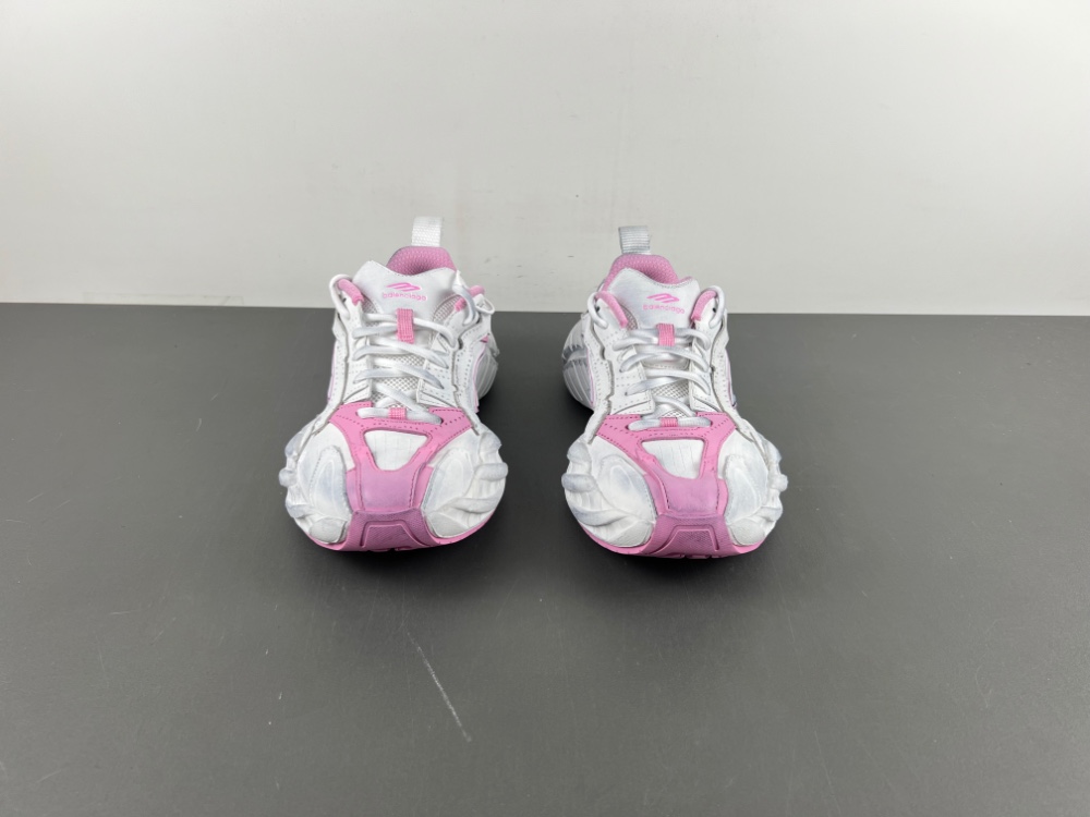 Balenciaga Runner Sneaker 825418 WDWTS 5191