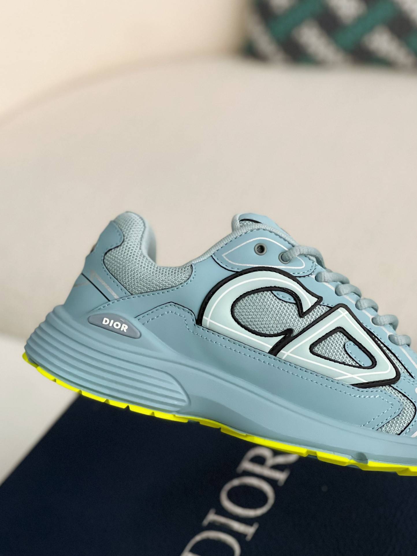 D*OR B30 New Sneaker