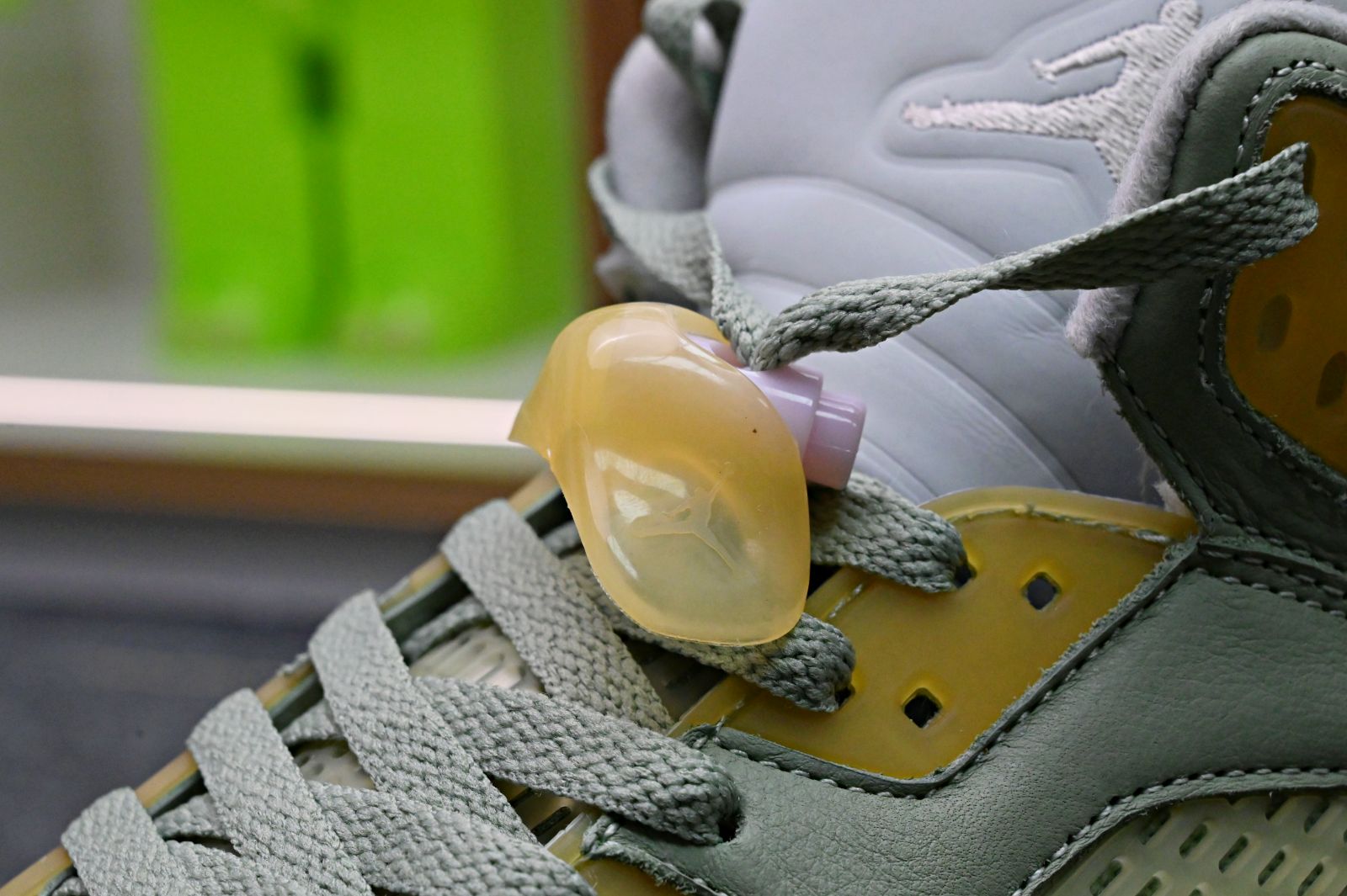 Jordan 5 Retro Jade Horizon DC7501-300