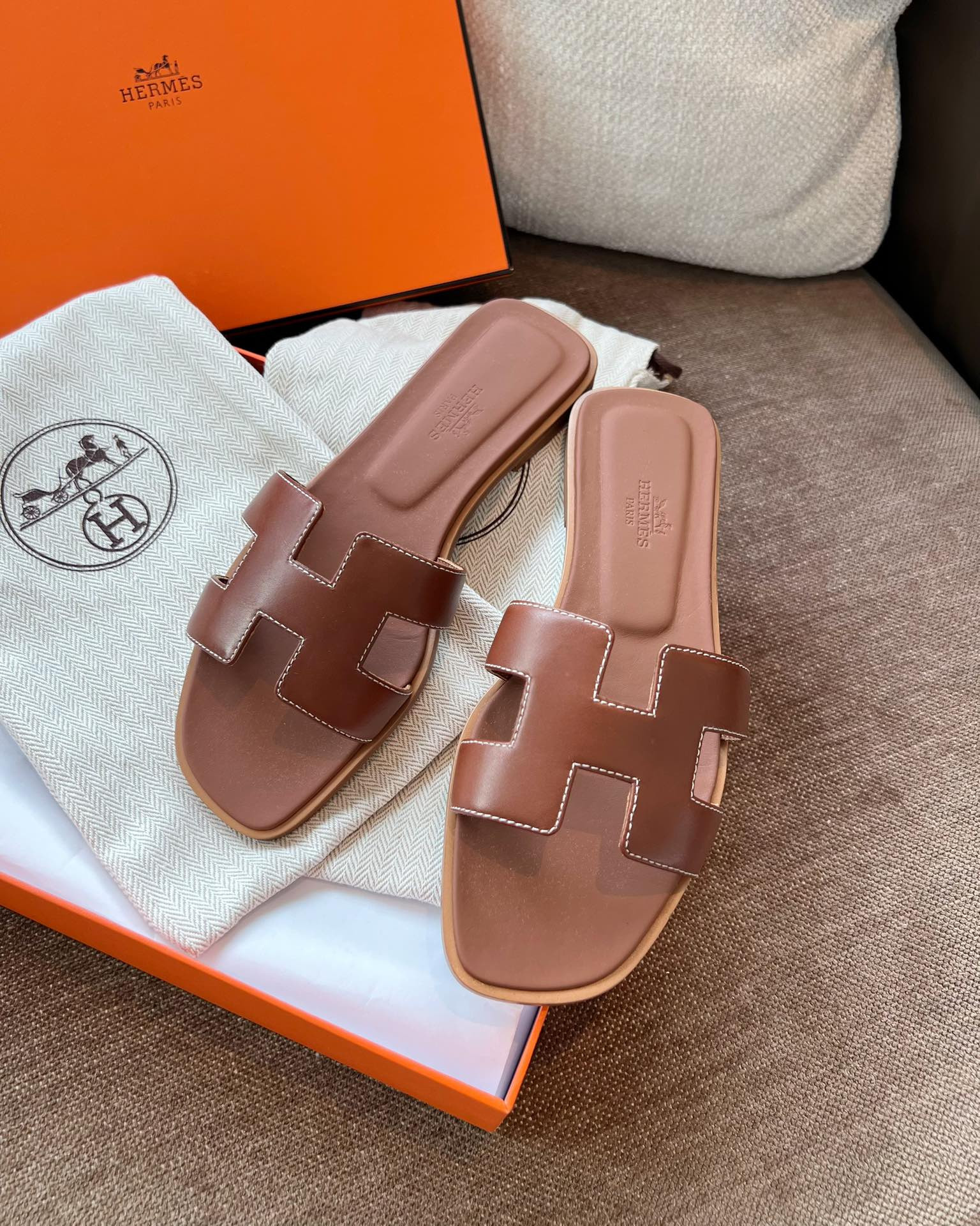 Hermes Oran Slippers