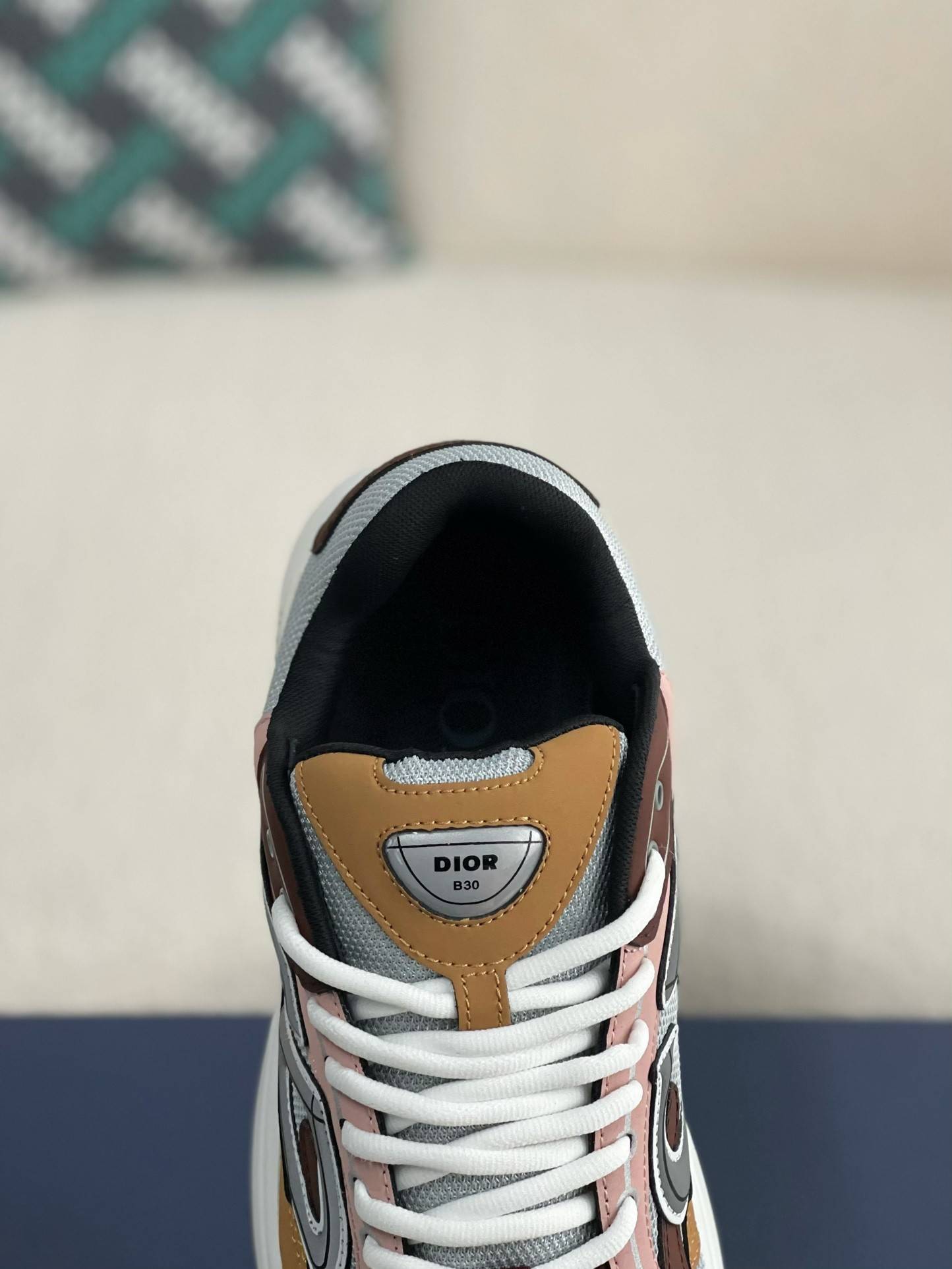 D*OR B30 New Sneaker