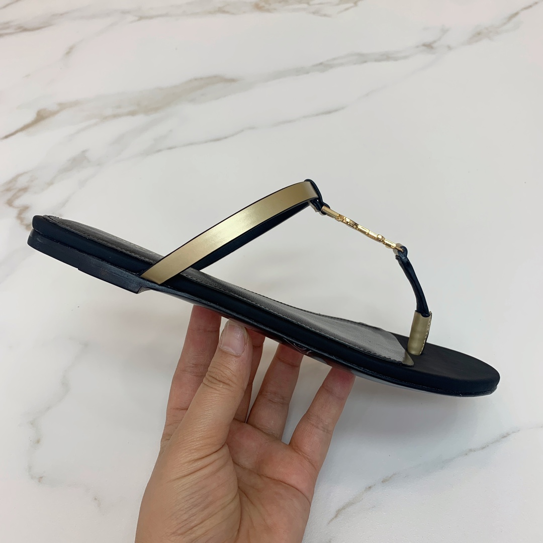 YSL letter buckle flat slippers, size: 35-42 (40, 41, 42 are not refundable for custom orders)