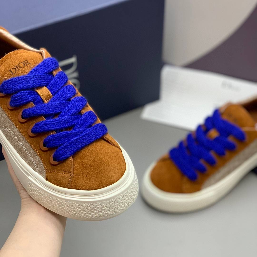 D*OR New B33 Sneaker