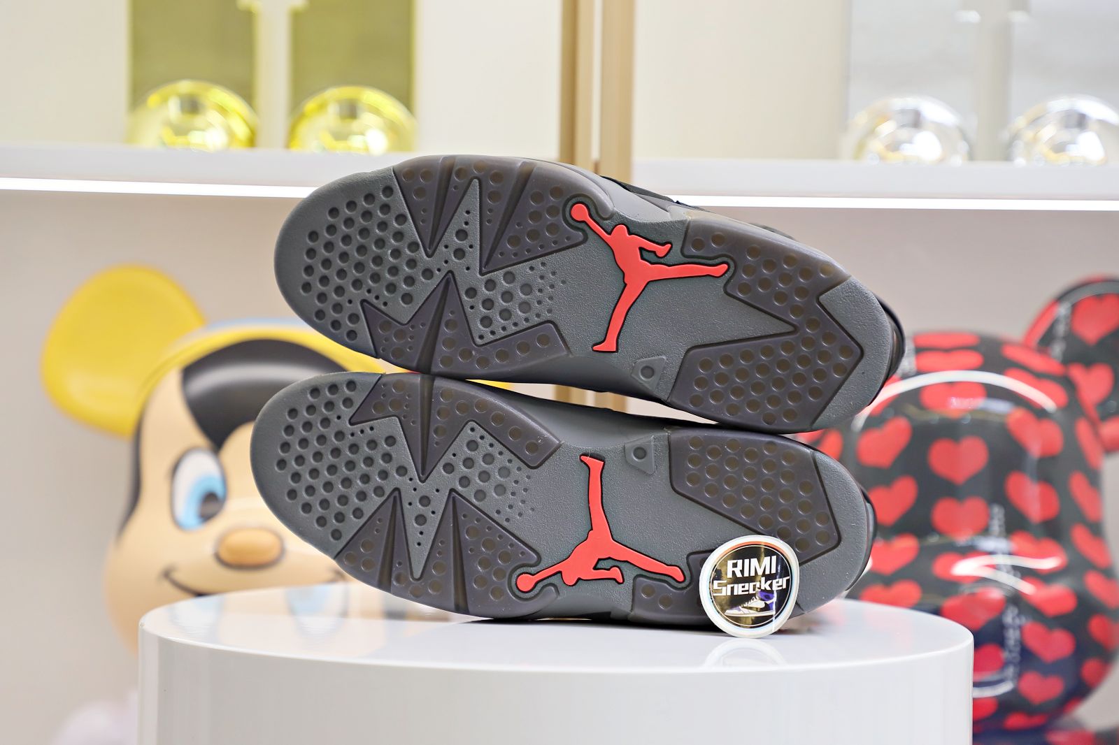 PARIS SAINT-GERMAIN X AIR JORDAN 6 RETRO