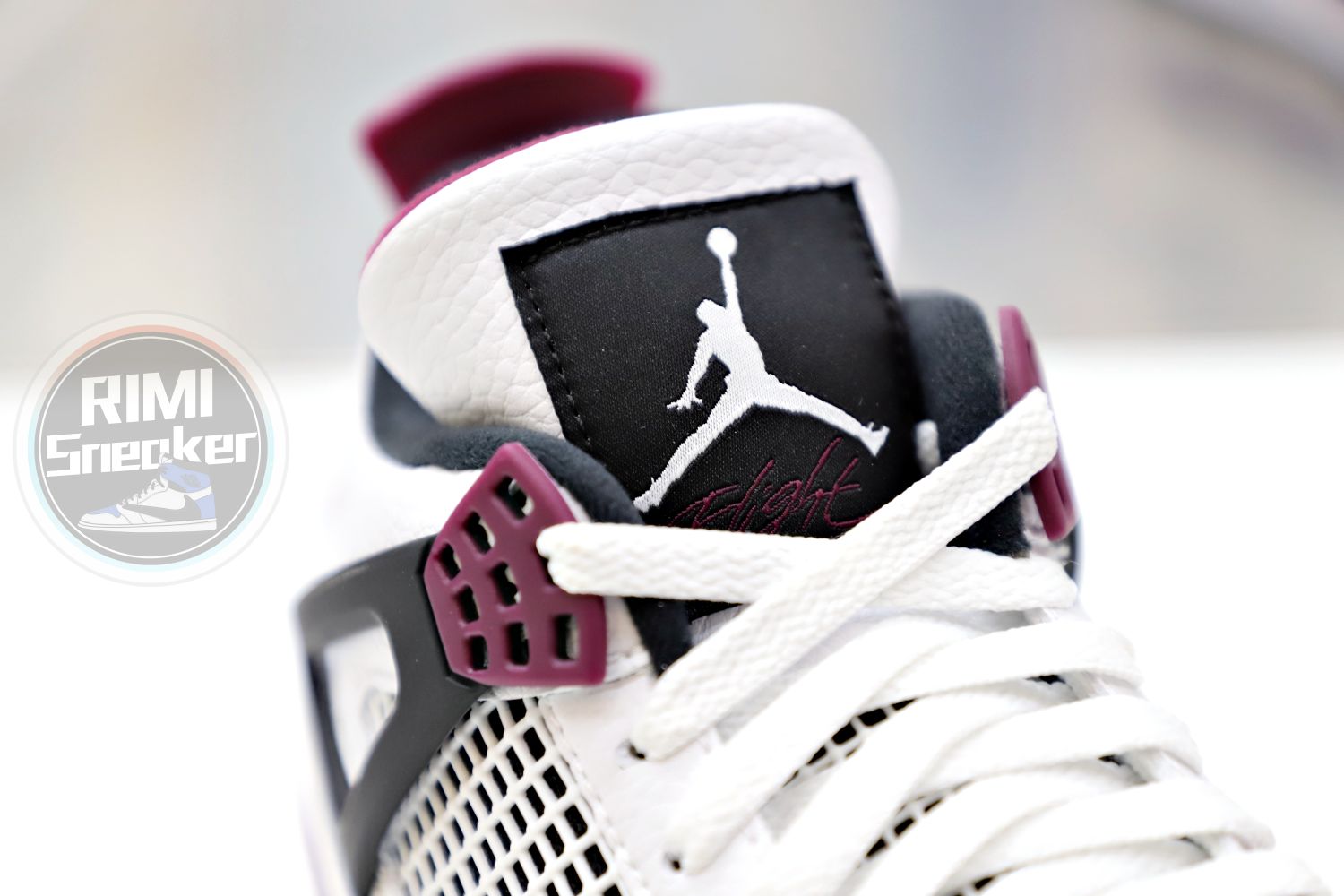 AIR JORDAN PARIS SAINT-GERMAIN X AIR JORDAN 4 RETRO