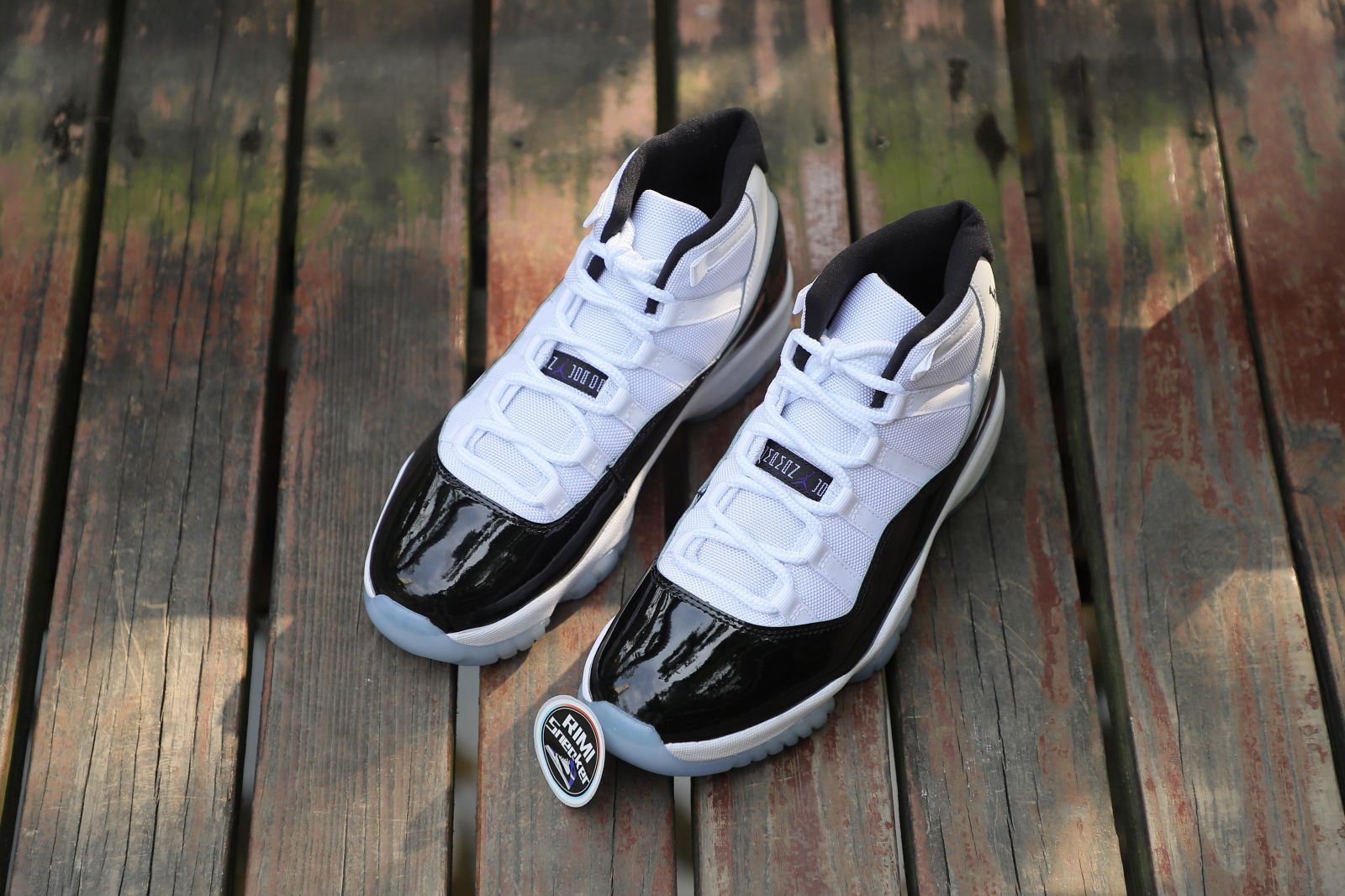 Jordan 11 Retro Concord (2018) 378037-100
