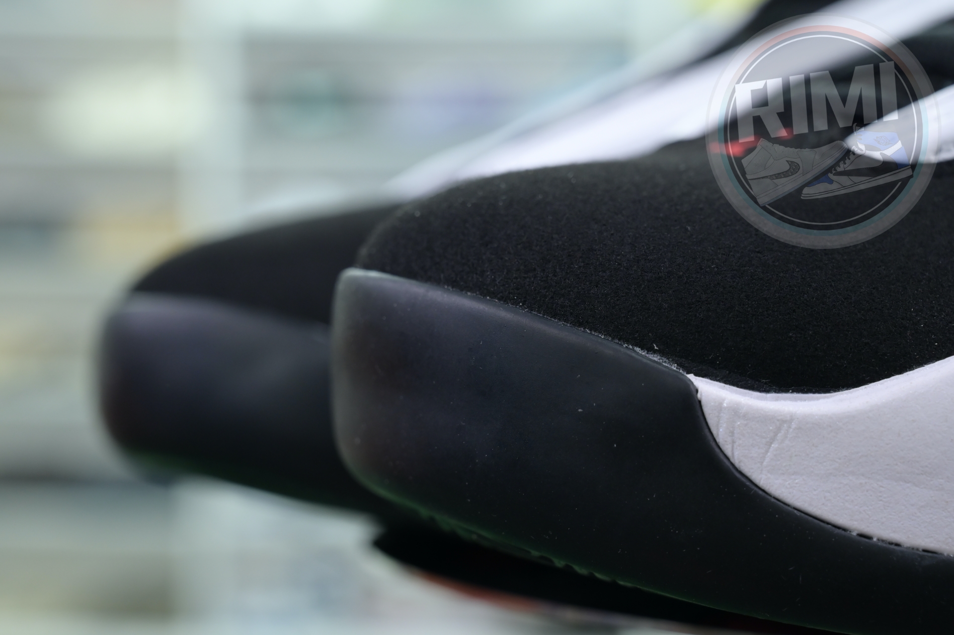 Jordan 14 Retro Black Toe (2024) 487471-160