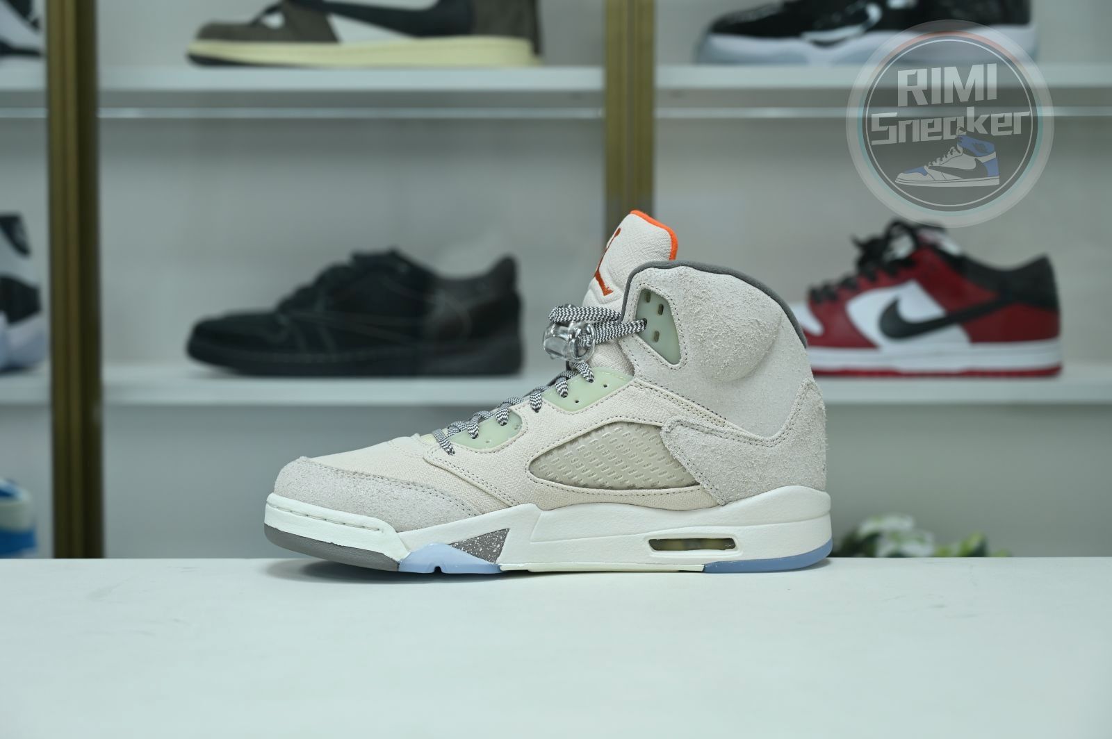 Jordan 5 Retro SE Craft Light Orewood Brown FD9222-180