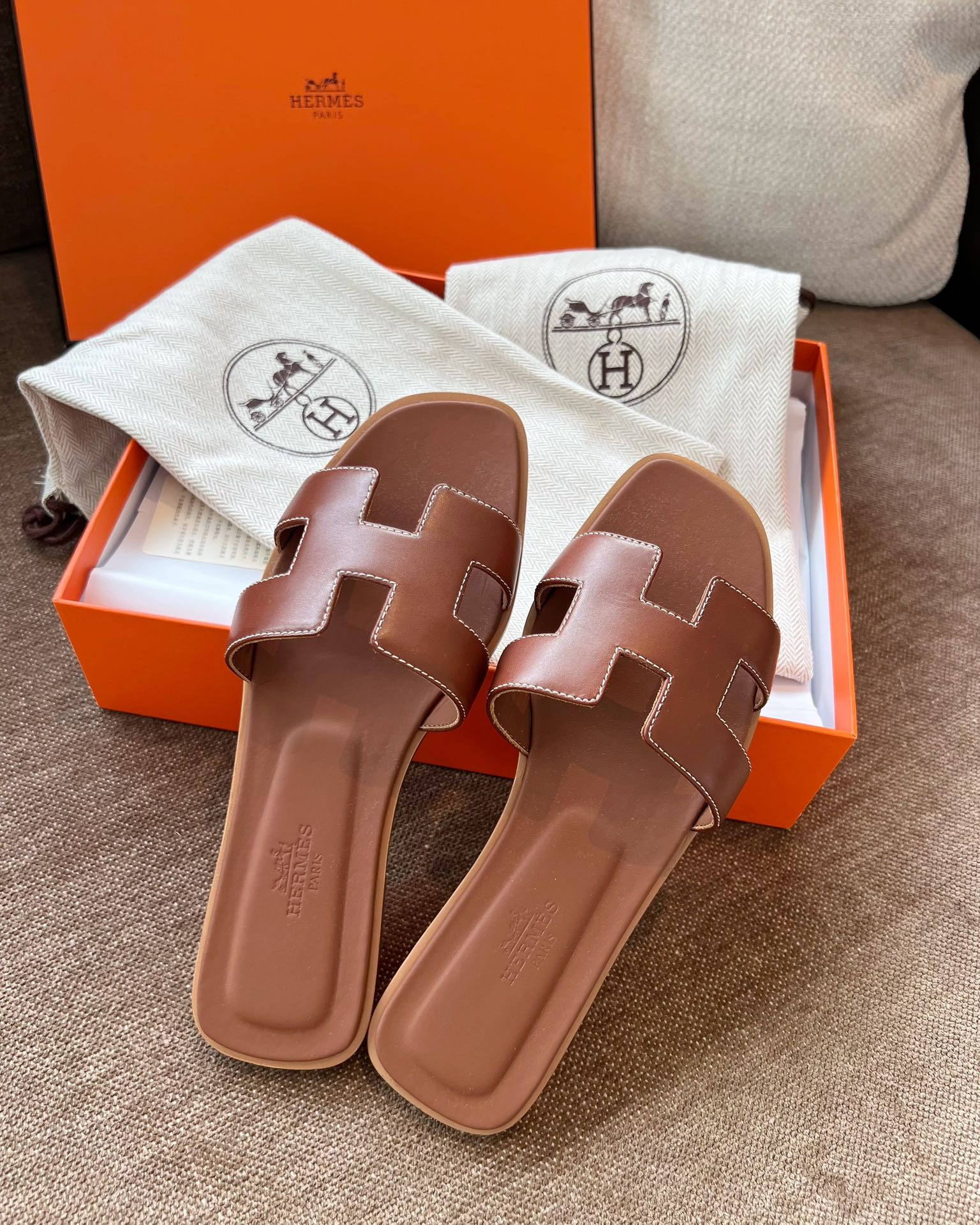 Hermes Oran Slippers