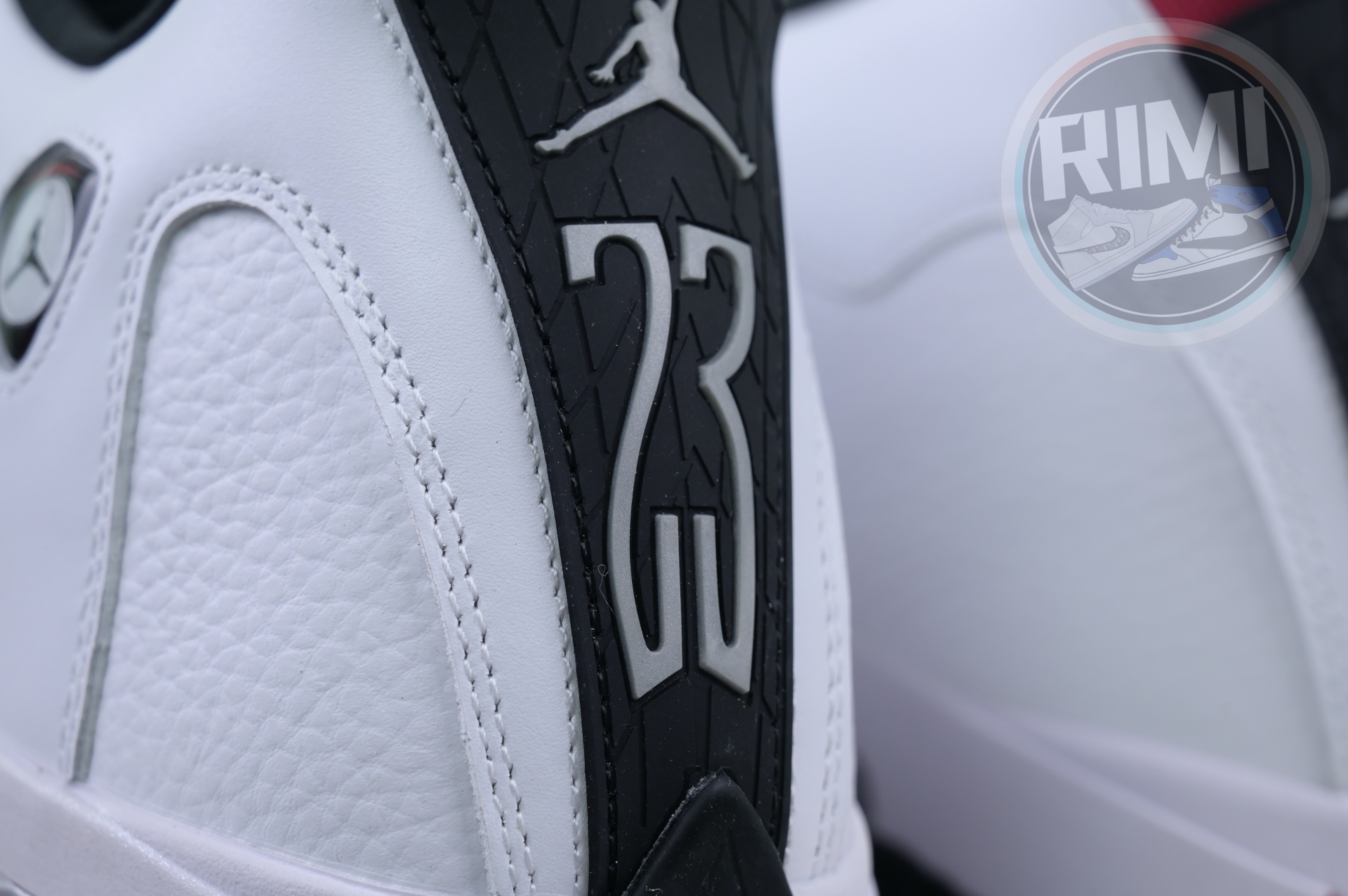 Jordan 14 Retro Black Toe (2024) 487471-160