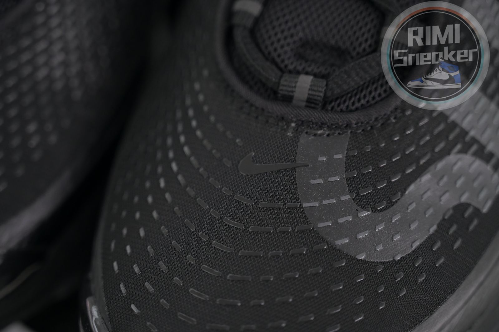 Supreme x Nike Air Max Dn