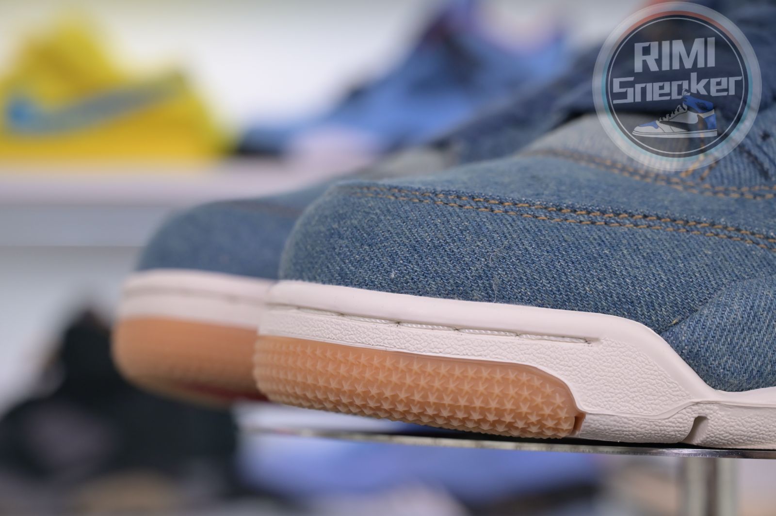 Jordan Air Jordan 4 retro L*v*s denim