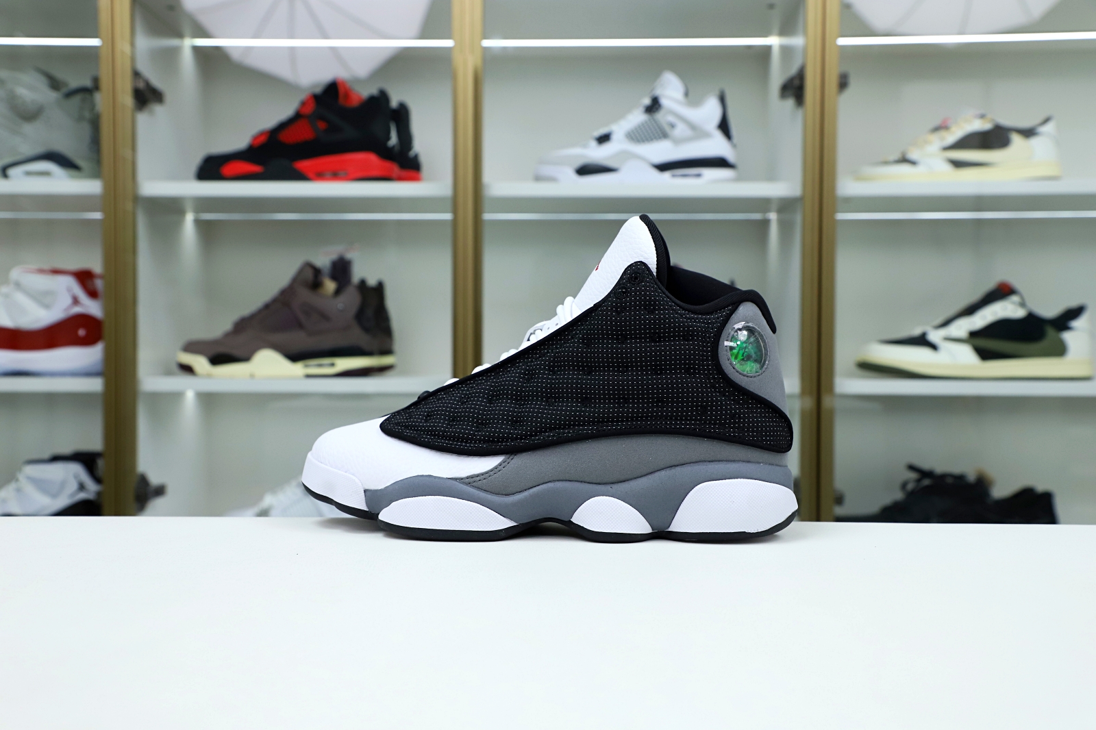 Jordan 13 Retro Black Flint DJ5982-060