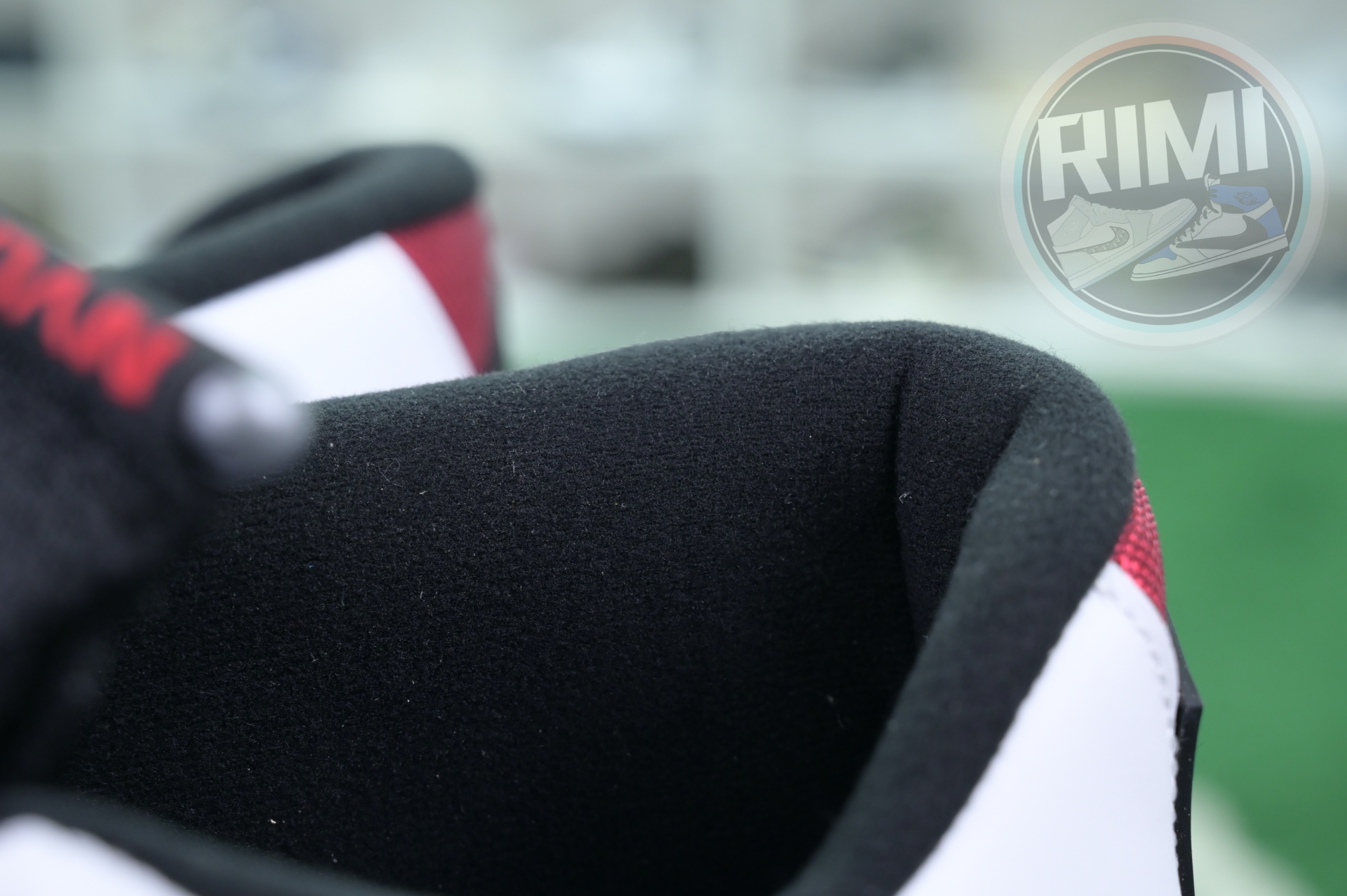 Jordan 14 Retro Black Toe (2024) 487471-160