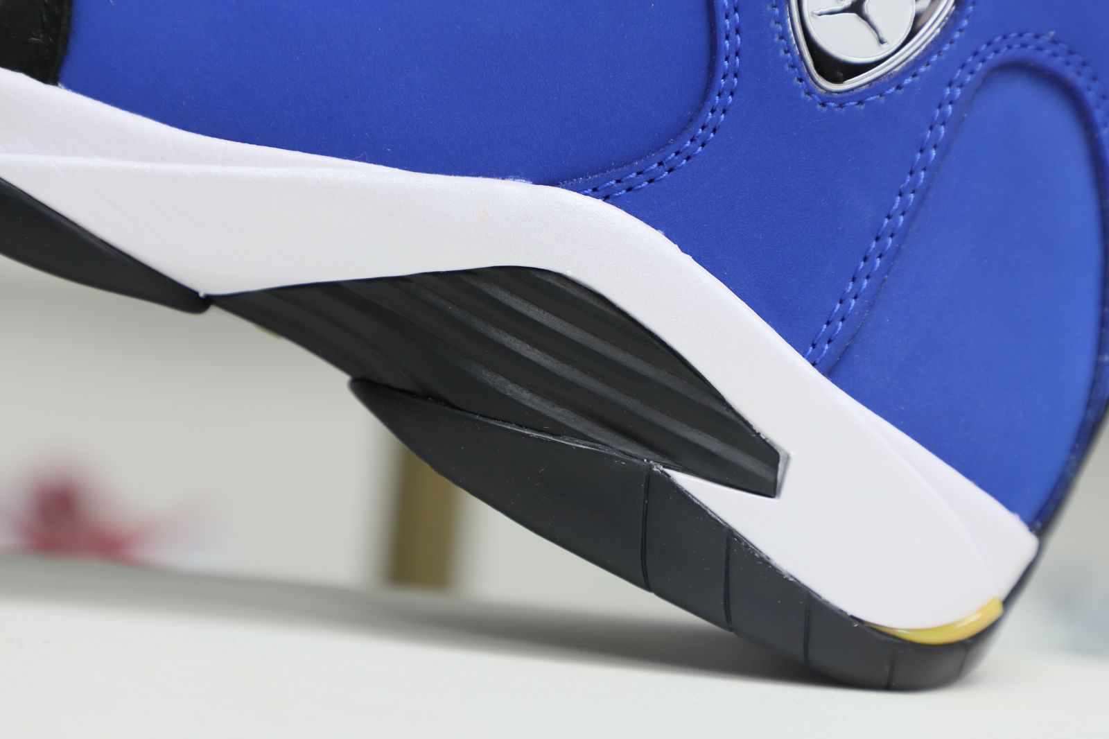 Jordan 14 Retro Laney (2023) 487471-407